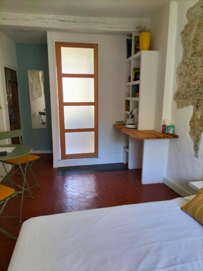 ונס Chambre D'Hotes Les Tomettes מראה חיצוני תמונה